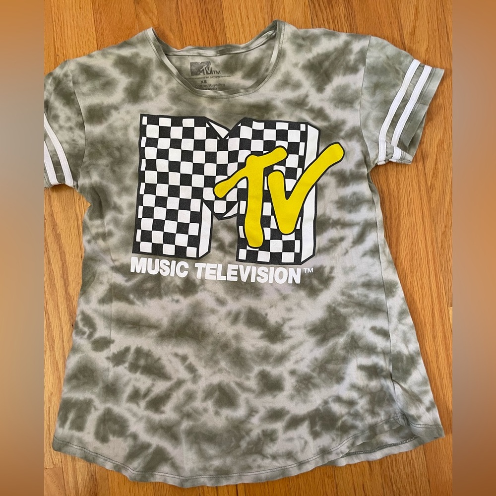 MTV ladies cute top size XS